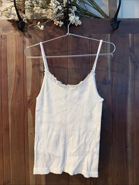 Brandy Melville White Lace-Trim Ribbed Cami